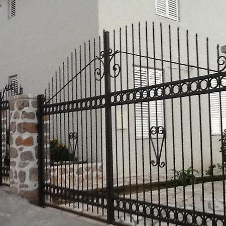 Villa Mirista 卢什蒂卡 客房 照片